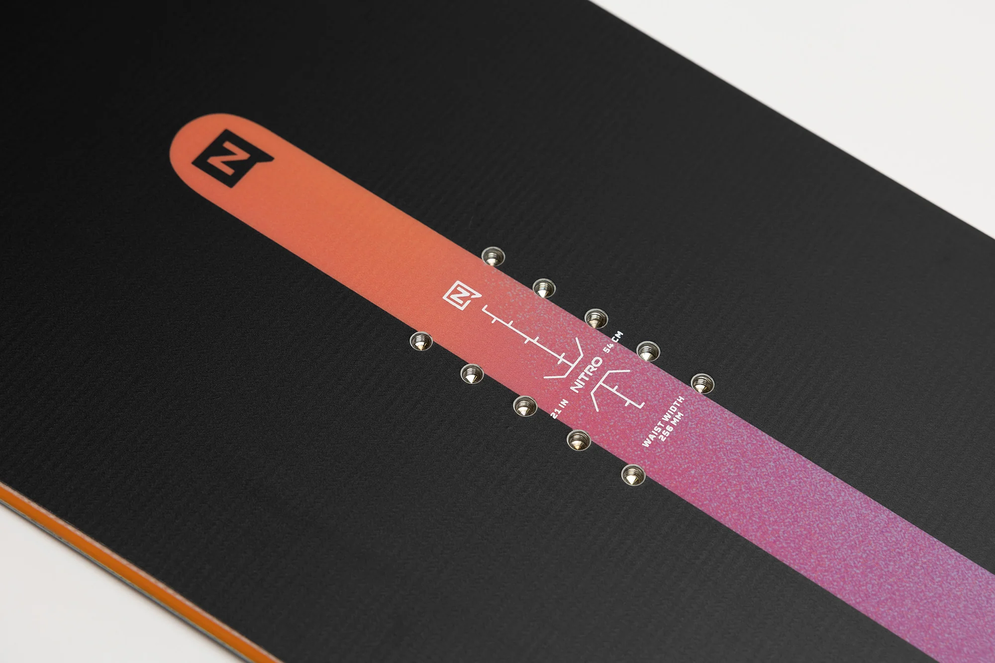 Nitro Prime Chroma Cam-Out Snowboard - Image 4